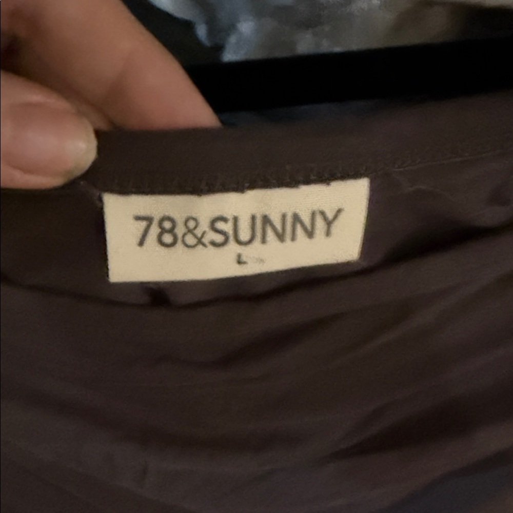 78 & Sunny Brown Draped Off-Shoulder Top - Picture 3 of 5